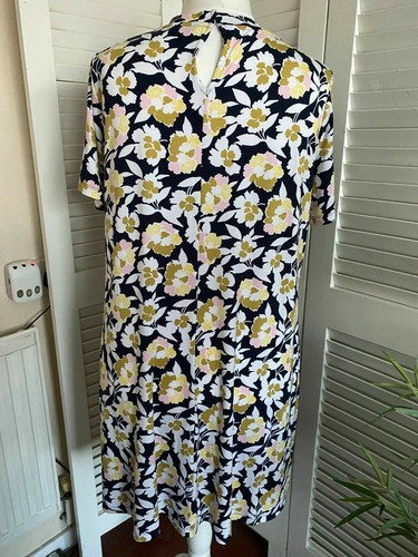 M&S Floral Print Dress Stretch Relaxed FIT UK 18 Regular - Picture 5 of 7