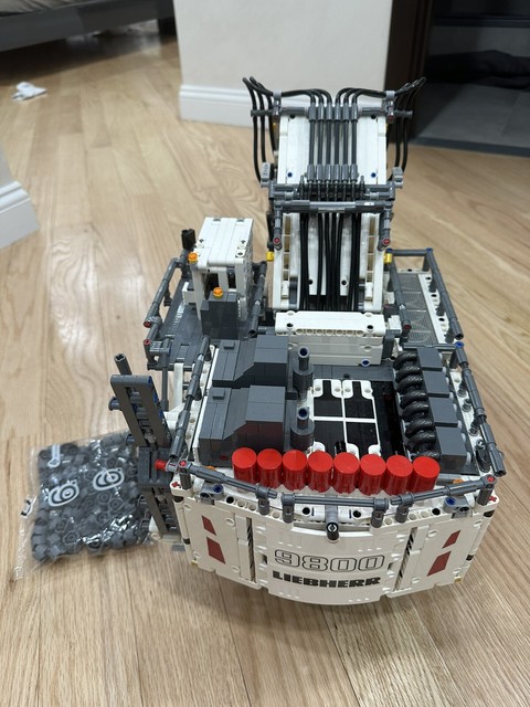 LEGO TECHNIC: Liebherr R 9800 Excavator (42100) for sale online | eBay