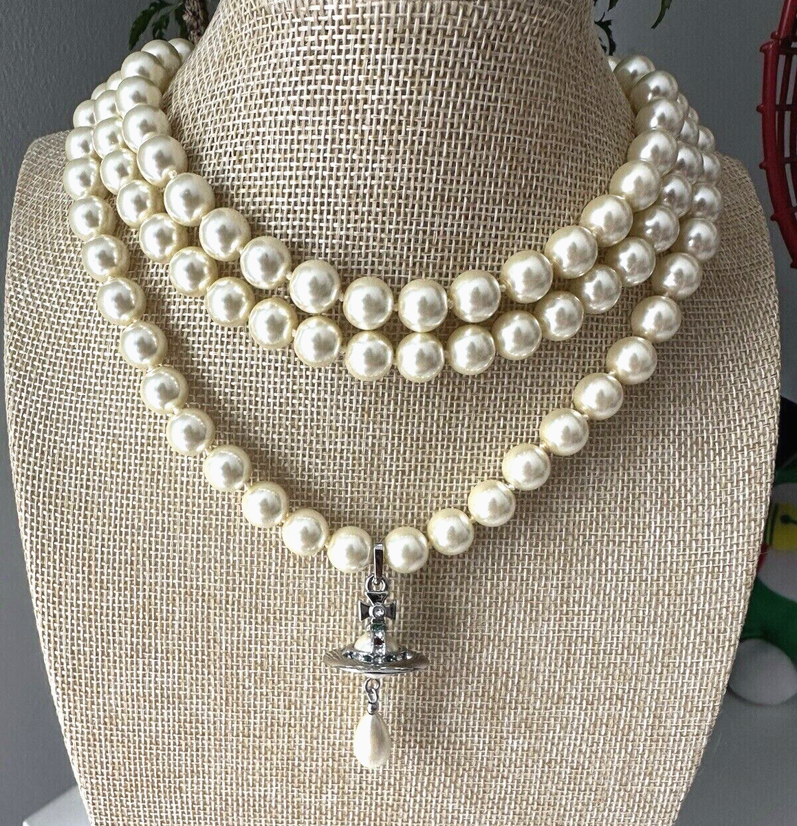 Vivienne Westwood Three Row Triple Layer Pearl Drop Silver Vivienne Westwood Three Row Triple Layer Pearl Drop Silver