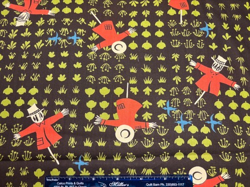 Antique Vintage Cotton Fabric 1940s 50s CUTE Scarecrows Novelty 35w 1/2yd - Picture 3 of 3