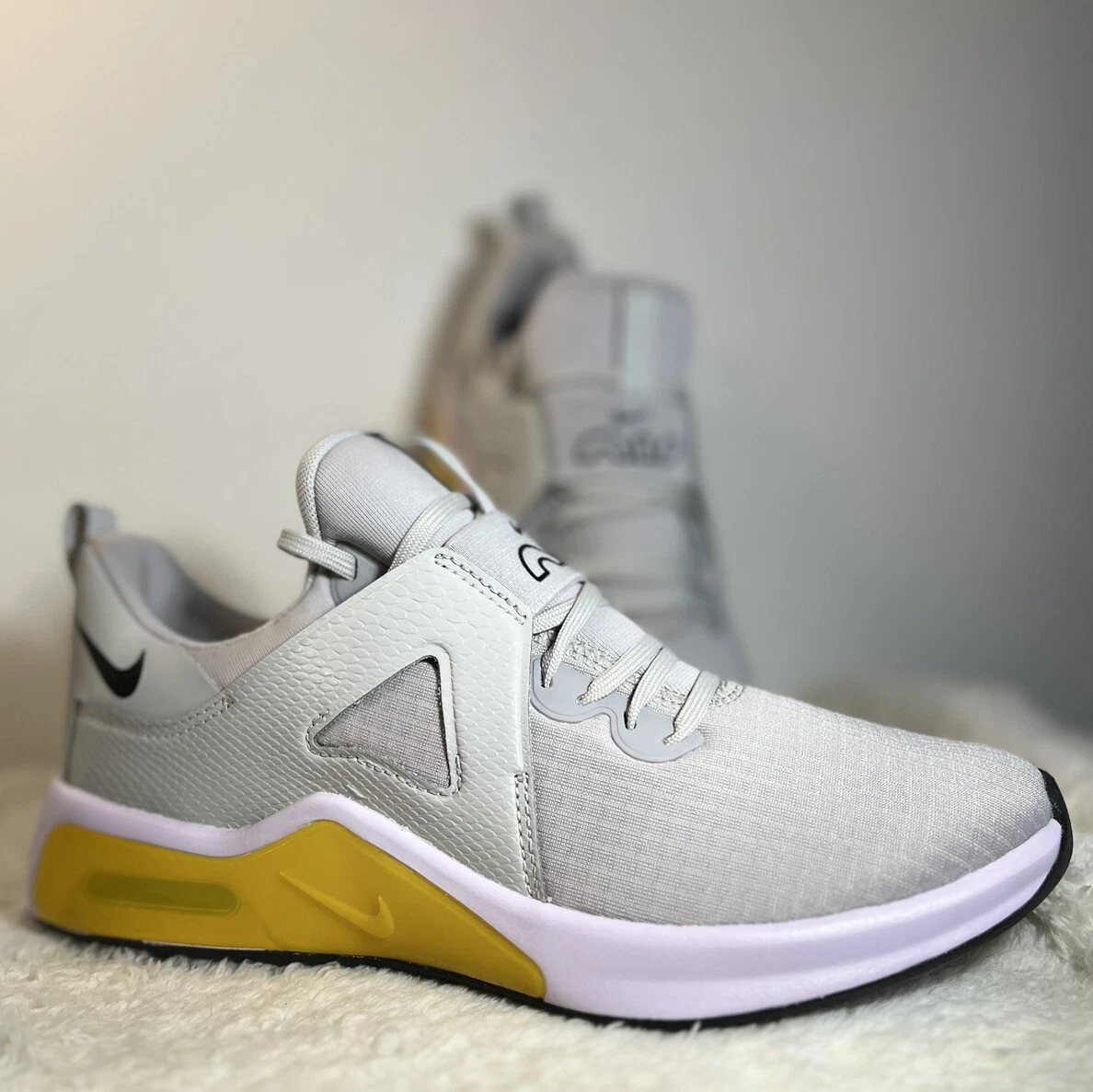 Nike air top bella tr grey