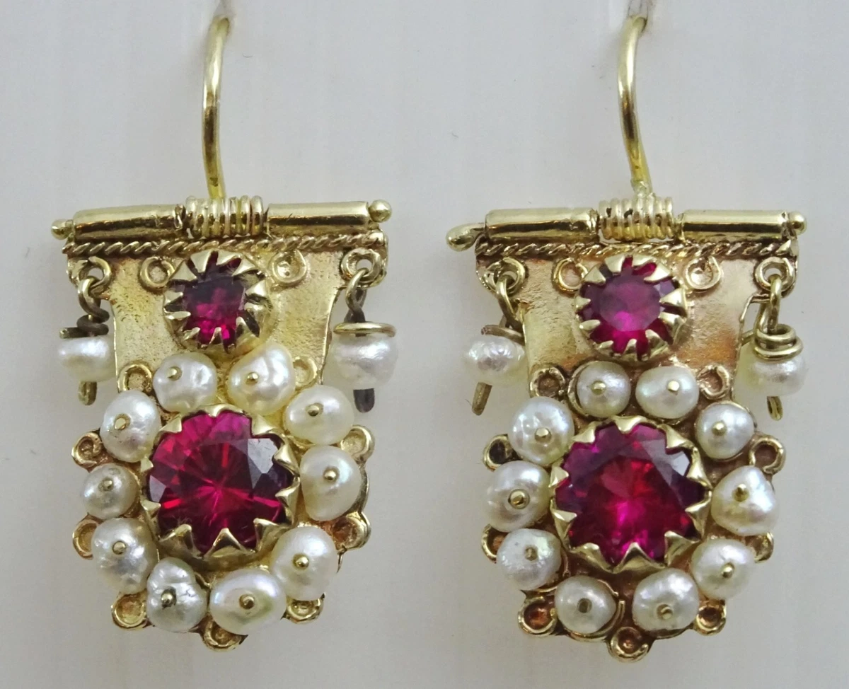 Traditional Uzbeki Buchara 18 karat gold pearl and red stone