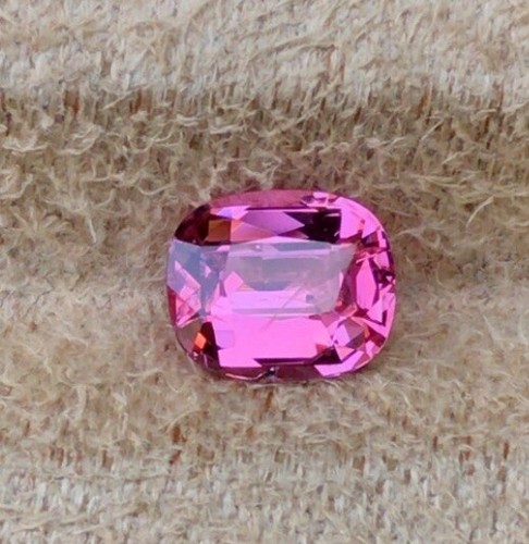 Mahenge Pink Spinell 1,07 ct - Bild 4 von 10