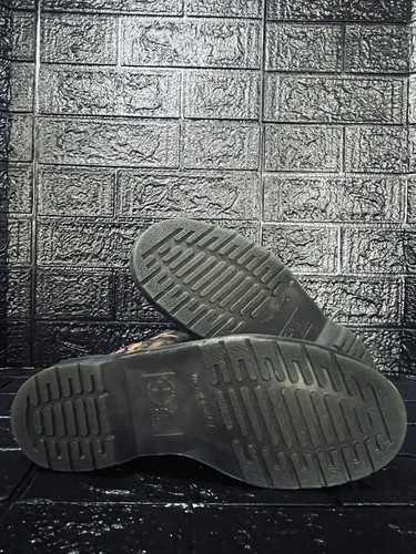 2016 Dr. Martens 1460 Hogarth Renaissance Museum (US-X095003-01) Boots Sz M/10 - Picture 7 of 10
