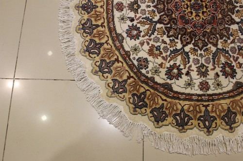 Rugstc 4x4 Pak Persian Ivory Area Rug, Hand-Knotted,Floral with Silk/Wool Pile - Picture 5 of 5