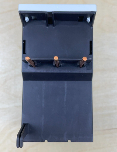 Siemens Sirius 3RU1136-4HB0 Overload Relay, 40-50 Amp, Size 2 - Picture 8 of 8