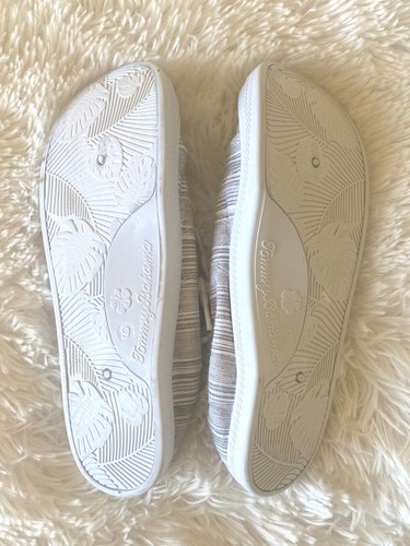 Tommy Bahama Womens No Tie Memory Foam Slip On Sneakers - Gray Striped - Picture 2 of 4