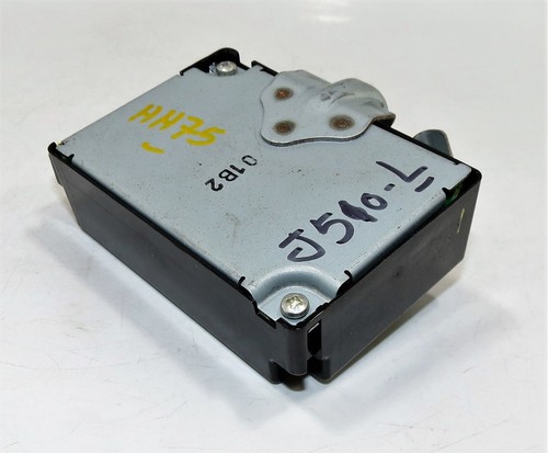 897600D070 Toyota Yaris Genuine Denso 433.90MHz Tyre Pressure Monitor Module - Picture 12 of 15