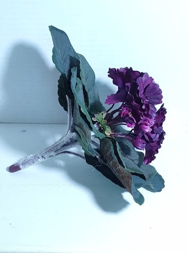 8" Artificial African violet (WINE) without pot - Picture 3 of 5