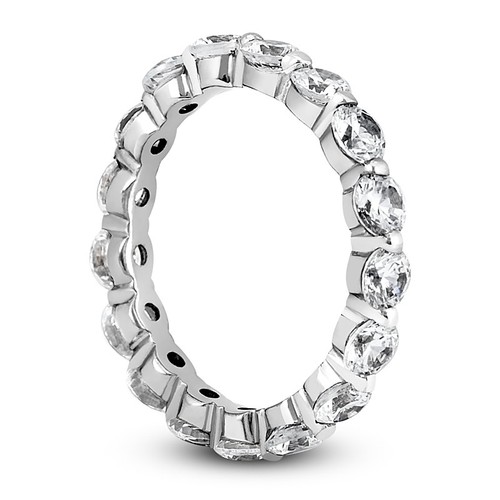 Anillo de eternidad clásico de platino con diamantes extraídos terrestres redondos de 1 quilate G VS2 - Imagen 11 de 14
