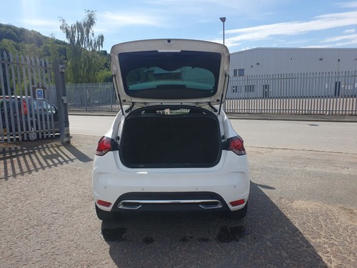 2013 Citroen DS4 1.6 HDi 115 DStyle 5dr HATCHBACK Diesel Manual - Picture 8 of 13