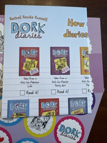 Rachel Renée Russell Dork Diaries Tales ANotSo Fabulous Life Friendship Box Dmgd - Picture 20 of 21