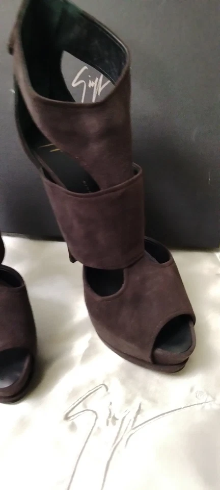 Giuseppe Sanotto T Strap Heels - Image 2 of 3