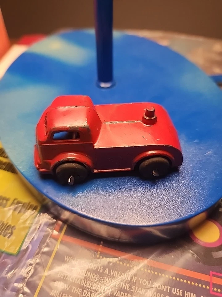 BONITO SEMIRREMOLQUE TRANSPORTADOR AUTOMÁTICO ROJO FUNDIDO A PRESIÓN BARCLAY DE COLECCIÓN AÑOS 50 Foto 3 de 4