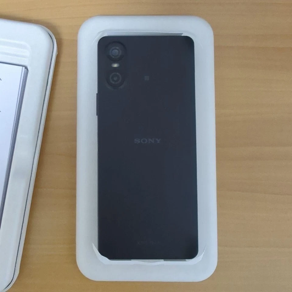 Sony Xperia 10 VI 128GB Black Smartphone SIM Free Japan - Image 3 of 3