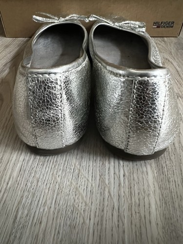 Tommy Hilfiger Damen Ballerina Schuhe Silber Schleife 460 860 01 Metallicoptik - Bild 6 von 9