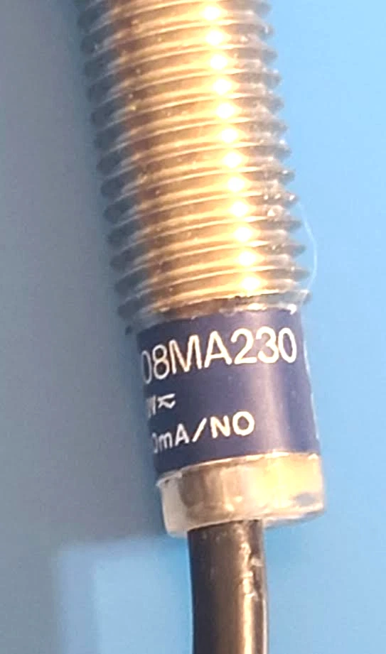SCHNEIDER ELECTRIC - XS1M08MA230 - Inductive proximity sensors - New No Box - Image 3 of 4