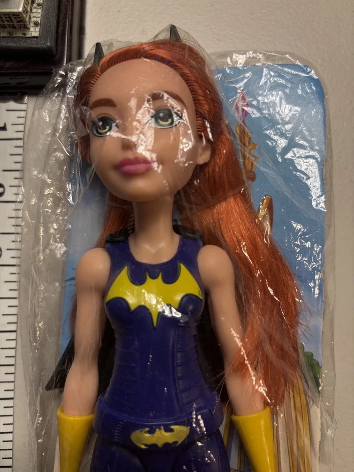 Mattel DC Super Hero Girls Batgirl 12" Action Doll 2015 DC Comics - Image 2 of 4