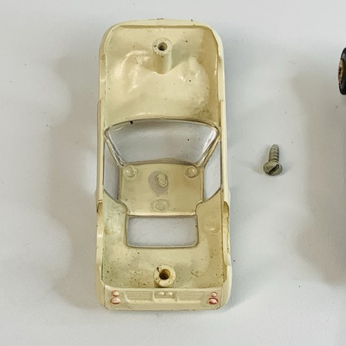Vintage Aurora TJet 1/32 Scale Slot Car Ford GT40 in White - Picture 10 of 13
