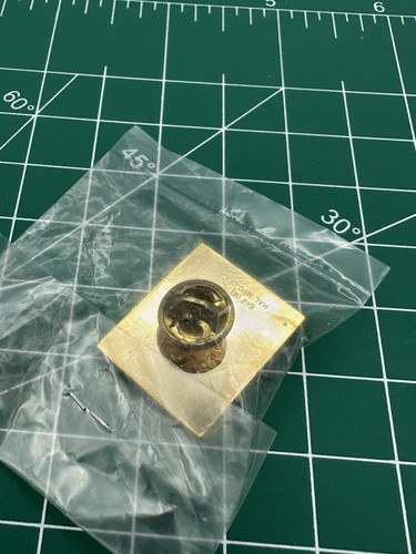 Vintage Hal MFG Hollywood Los Angeles 1984 Olympic LAPD Lapel Pin - Picture 3 of 4