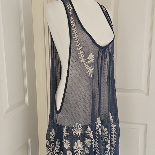 Vestido bordado de malla transparente Biya by Johnny Was - Talla pequeña - Imagen 3 de 10
