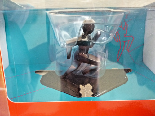 6x London 2012 Olympics Corgi Die Cast Figures Diving, Boxing, Tennis +3 Others - Picture 5 of 7