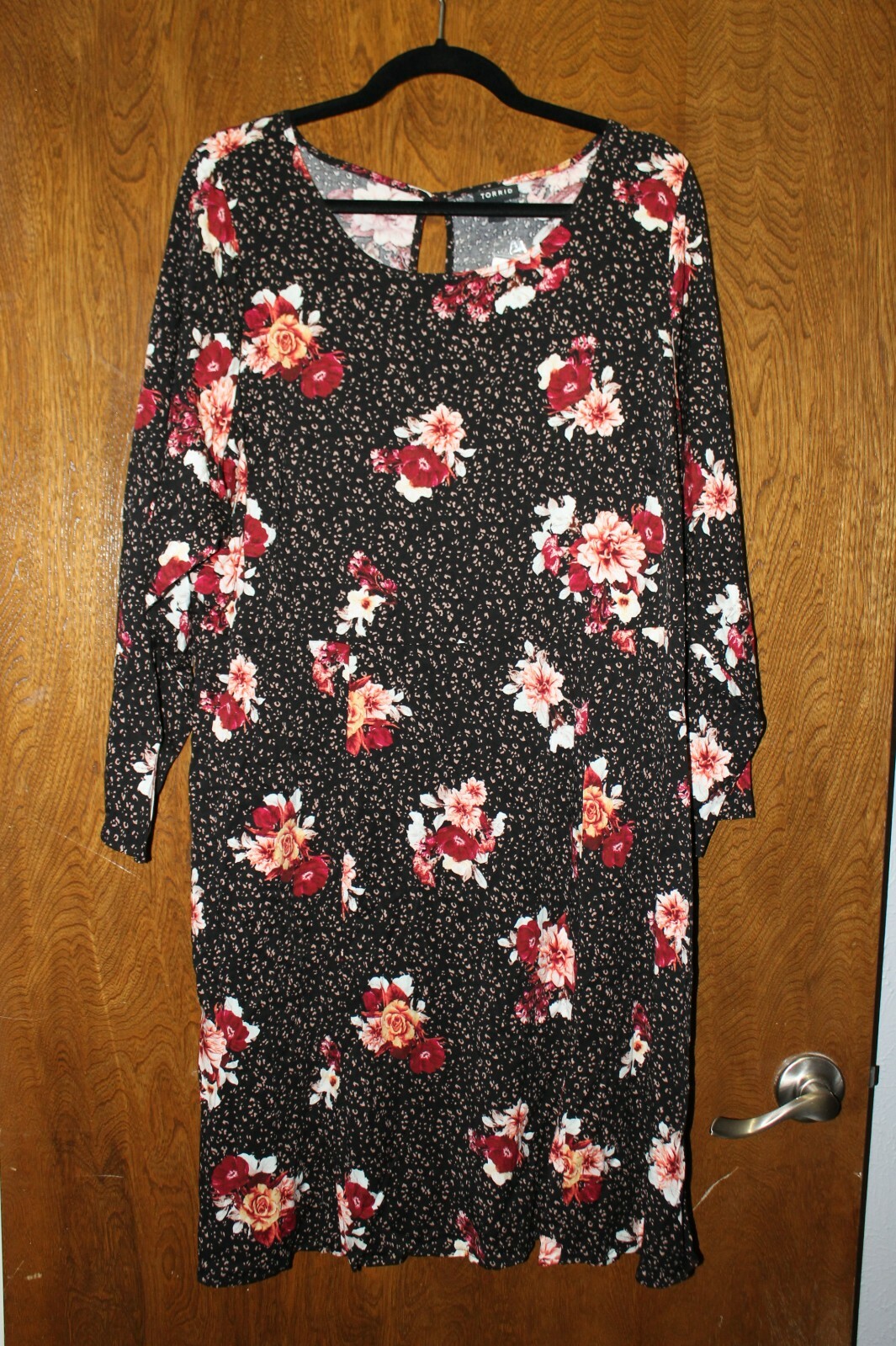 Picture 1 of 6