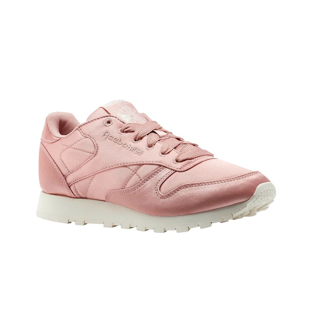 Reebok Classics Classic Leather Satin (Chalk/Pink/Classic White) Women&#039;s Shoes |