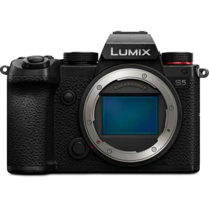 Panasonic Lumix DC-S5 Caméra numérique sans miroir (Body only) - DC-S5BODY