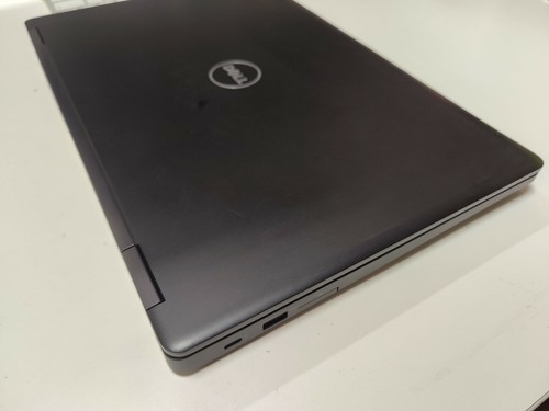 Dell Precision 3520 Xeon E3-1505M V6 3.0GHz 24GB DDR4 512GB SSD Quadro M620 - Picture 6 of 10