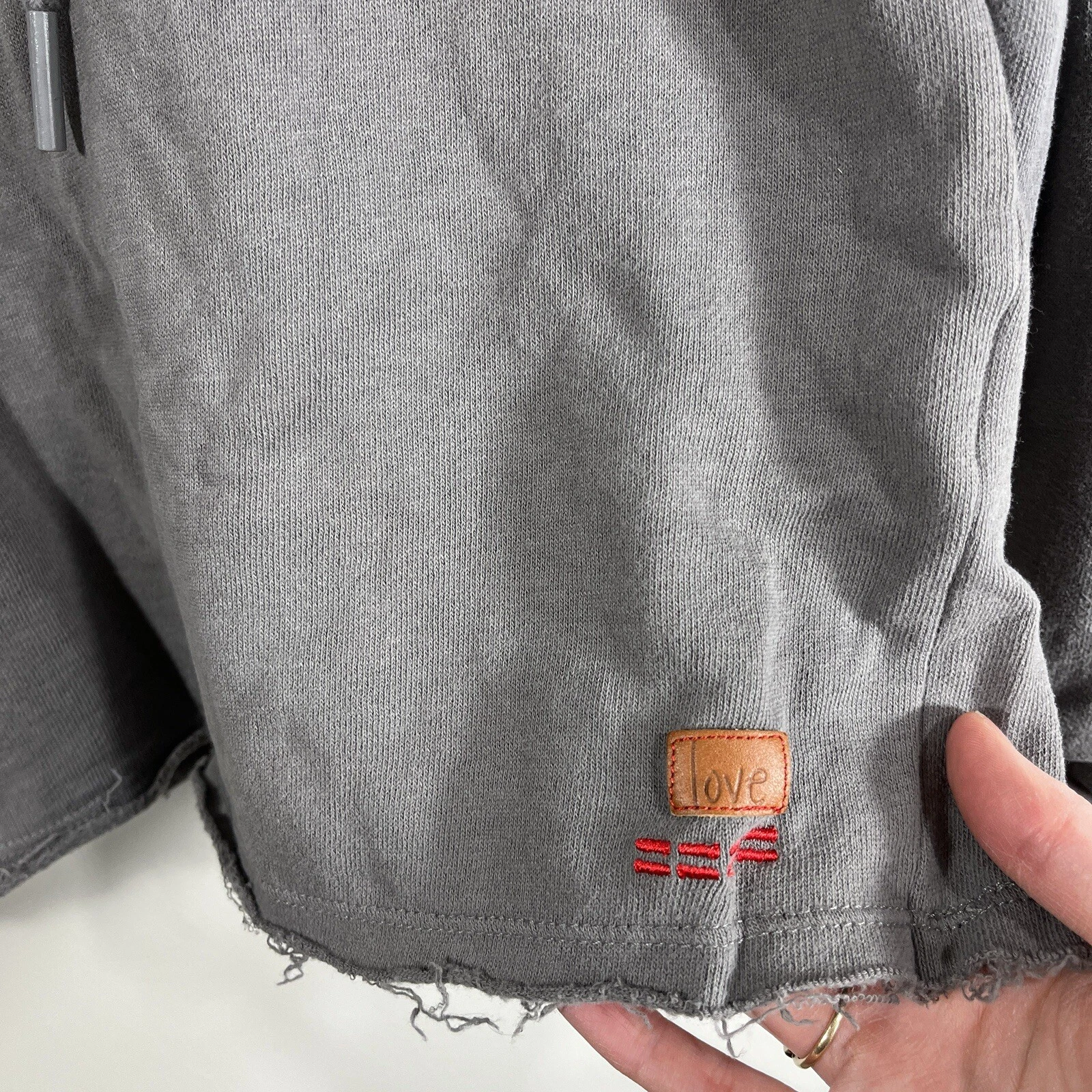 VETEMENTS Felpa con cappuccio pullover collo finto grigio Peace Love World donna piccola