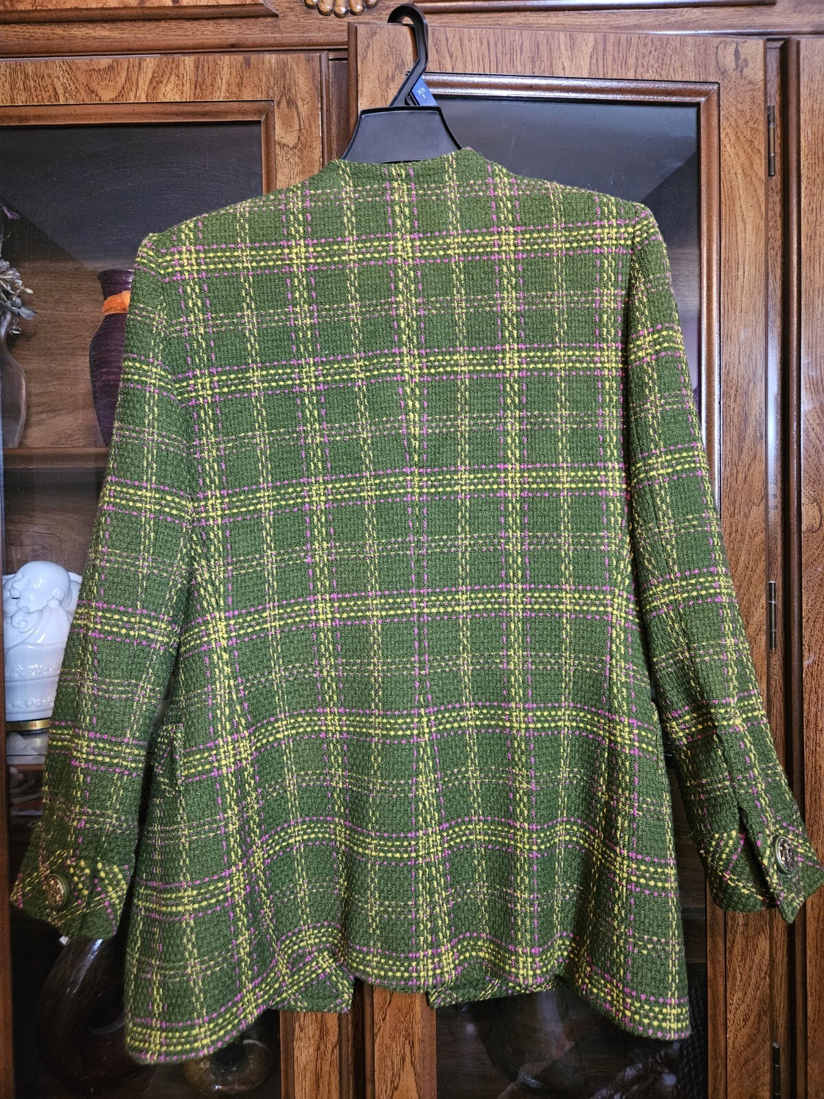 Picture 2 of 10