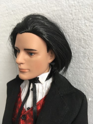 Tonner Matt 17” vinyl DOLL GENTLEMAN GROOM in Western Suit, Boots + Cowboy HAT - Picture 13 of 22