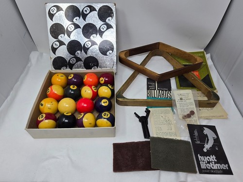 VTG VITALITE HYATT LIFETIMER POOL BILLIARD 2 1/4" BALLS WOOD RACKS TIPS BOOKLETS - 第 1/6 張圖片
