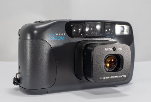 Botas Mini Zoom (o Ricoh Myport Zoom Mini) ƒ4.5 38mm – 60mm lente zoom. Probado - Imagen 4 de 22