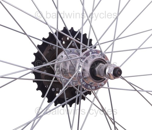 26" PAIR Mountain Bike / Cycle Wheels + 6 Speed Shimano Freewheel - Picture 5 of 12