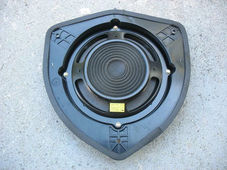 TrailBlazer Envoy 2003 2004 2005 2006 2007 2008 Bose Speaker GM  