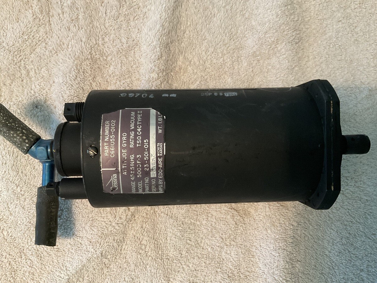 Cessna Attitude Indicator Gyro Horizon C661055-0102 Vacuum