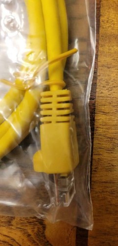 New Sealed 7 Ft. Ethernet Network – Cat. 5e UTP Yellow Patch Cable - 第 3/4 張圖片