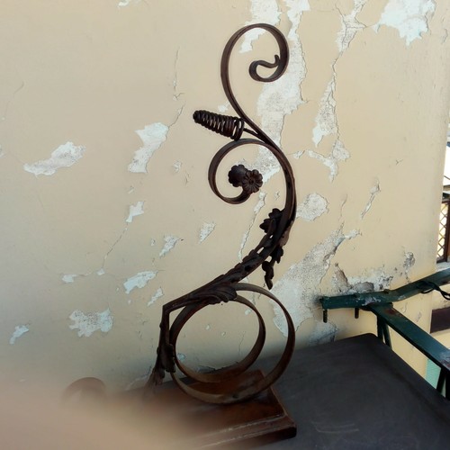 Reggi Locandina a bandiera a parete di ferro battuto abbronzato con base H=60 cm - Foto 1 di 4