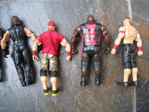 WWE LOTTO DI 6 FIGURINE CTION LOTTO DI 6 ESTREMAMENTE RARE - Foto 8 di 10