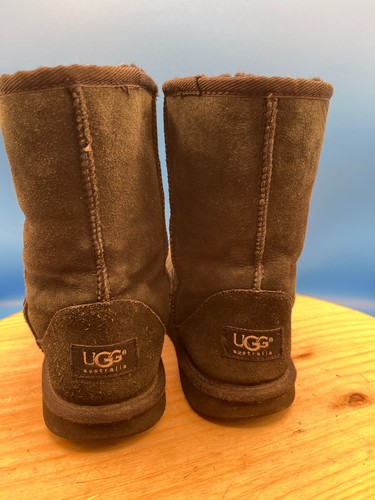UGG Classic Winter Schneestiefel Damen Gr. 6 / EU36 schwarz Wildleder bequem zum Überziehen - Bild 6 von 12