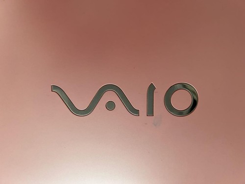 Sony Vaio Pink Notebook PC mit Netzteil gebraucht - Bild 2 von 8