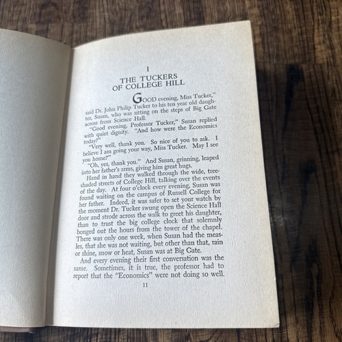 Tuckers Turn Out by Virginia Baker. Copyright 1944 HC Vintage - Bild 8 von 17