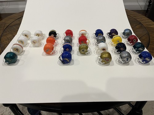 **NFL MINI GUMBALL Football Helmets - NFC/AFC COMPLETE SET OF 28 (1976 - 1995)** - Picture 2 of 8