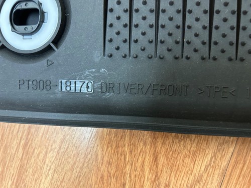 2013 - 2020 TOYOTA 86 FR-S ALL WEATHER RUBBER FLOOR MATS GENUINE PT908-18170-20 - Picture 3 of 3
