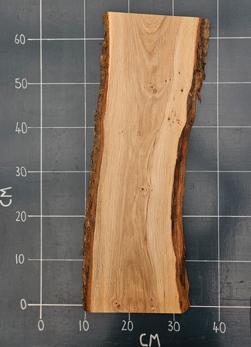 Kiln Dried Planed Oak Slab Board Waney Live Edge (65cm x 23cm x 25mm) - Imagen 2 de 4