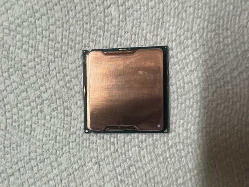 DELIDDED Intel Core i7-8700K Processor (3.7GHz, 6 Cores, LGA 1151)