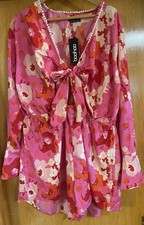 BOOHOO, Women's 16 Pink Floral Tie Front Romper Shortalls, New Tags
