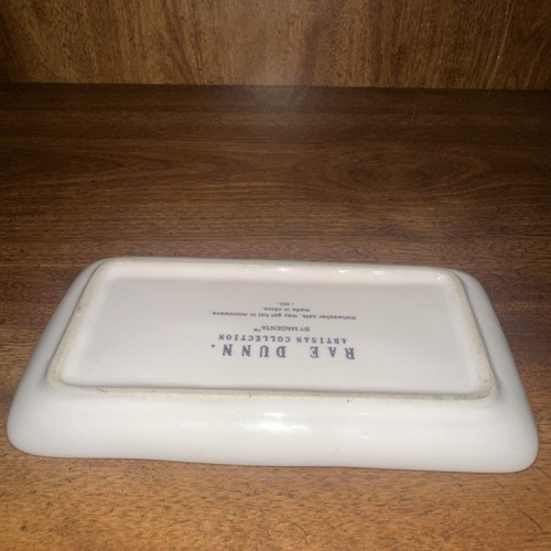 Rae Dunn white  With Black Writing ceramic salt and pepper shaker with tray - Bild 13 von 13